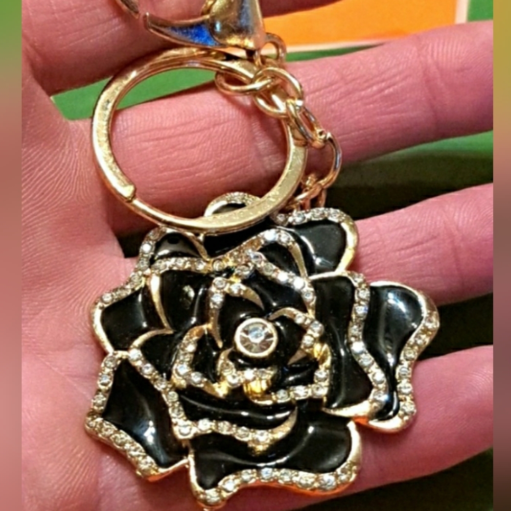 Black Rose Flower Keychain NWNT